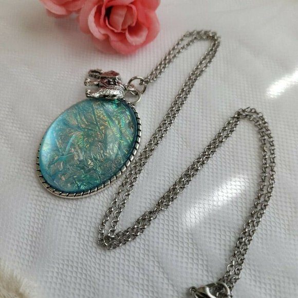 Blue Opal Elephant Aurora Borealis Cameo Necklace - Picture 6 of 6